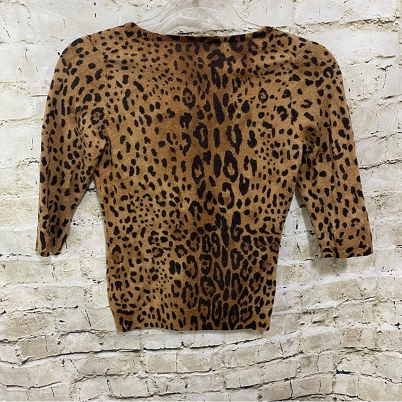Vittadini Tab Brown Cheetah Print V Neck Merino Wool 3/4 Sleeve Sweater - Picture 3 of 5
